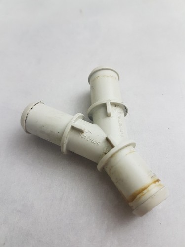 05049610 raccord tube - y,